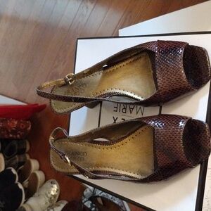 Franco Sarto Sling Back Sloes